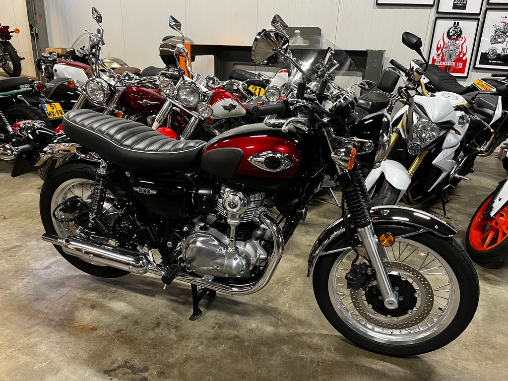 Kawasaki W 800