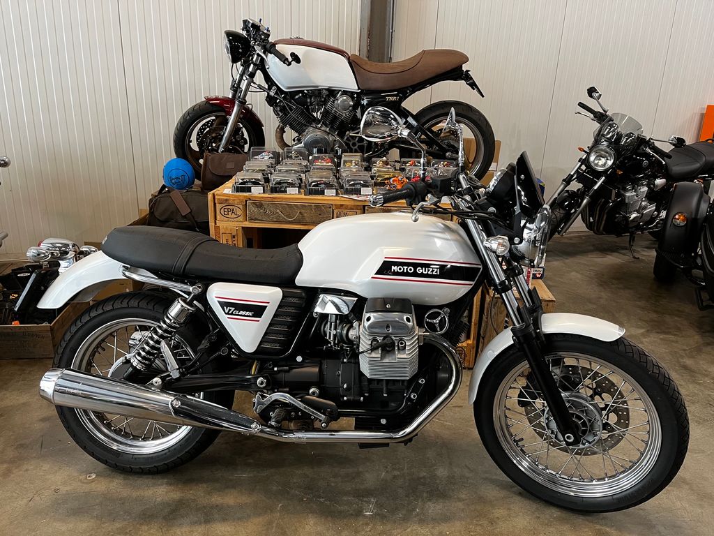 Moto Guzzi V7 750 Classic
