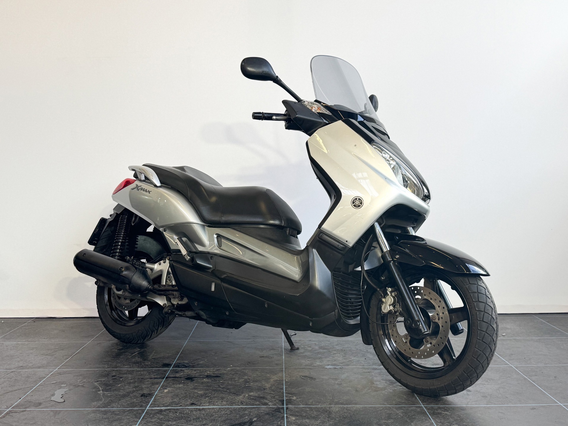 Yamaha XMAX 250