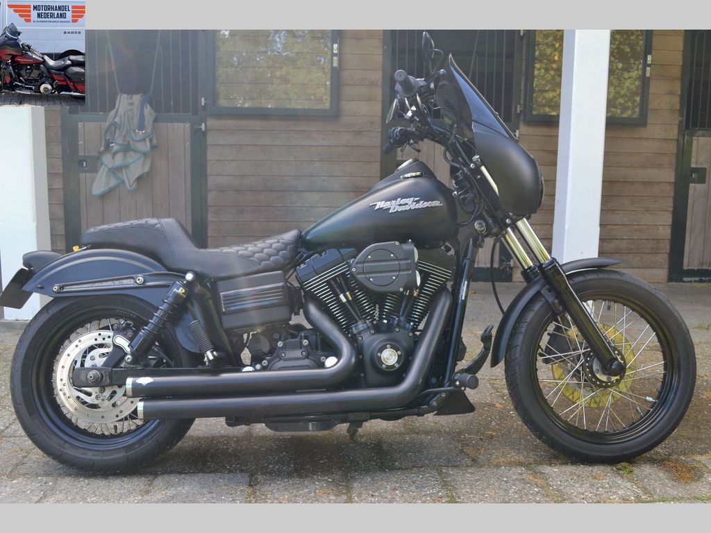 Harley-Davidson FXDBI Dyna Street Bob