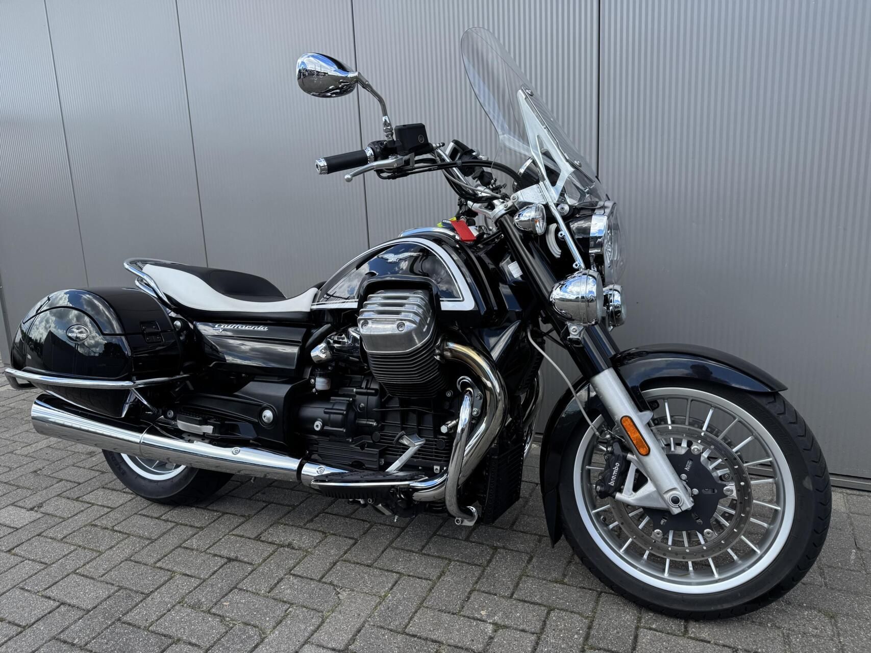 Moto Guzzi California 1400 Touring