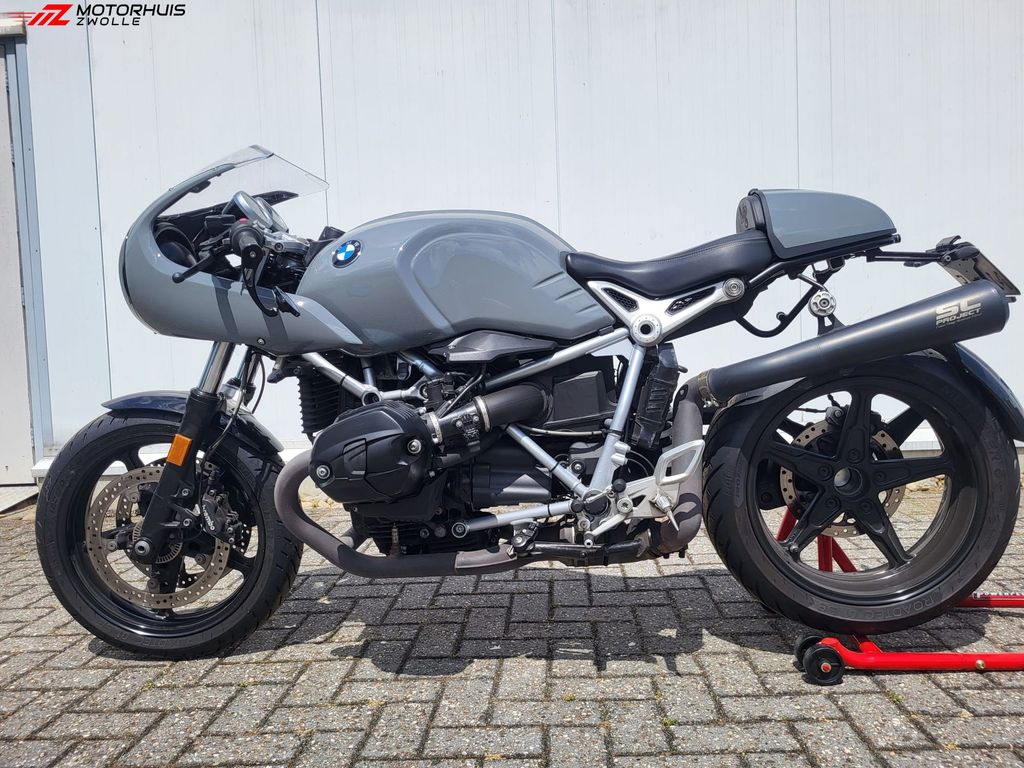BMW R nineT