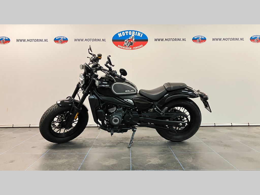 CFMOTO 450CL-C Bobber