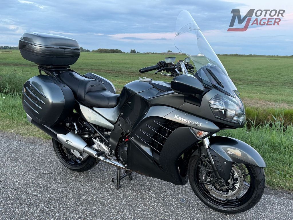 Kawasaki GTR 1400
