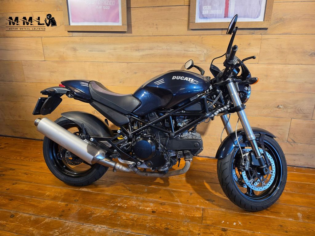 Ducati Monster 695