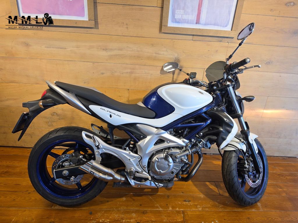 Suzuki SFV 650 Gladius