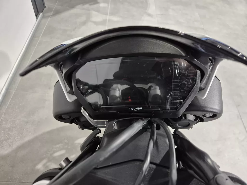 thumb-8