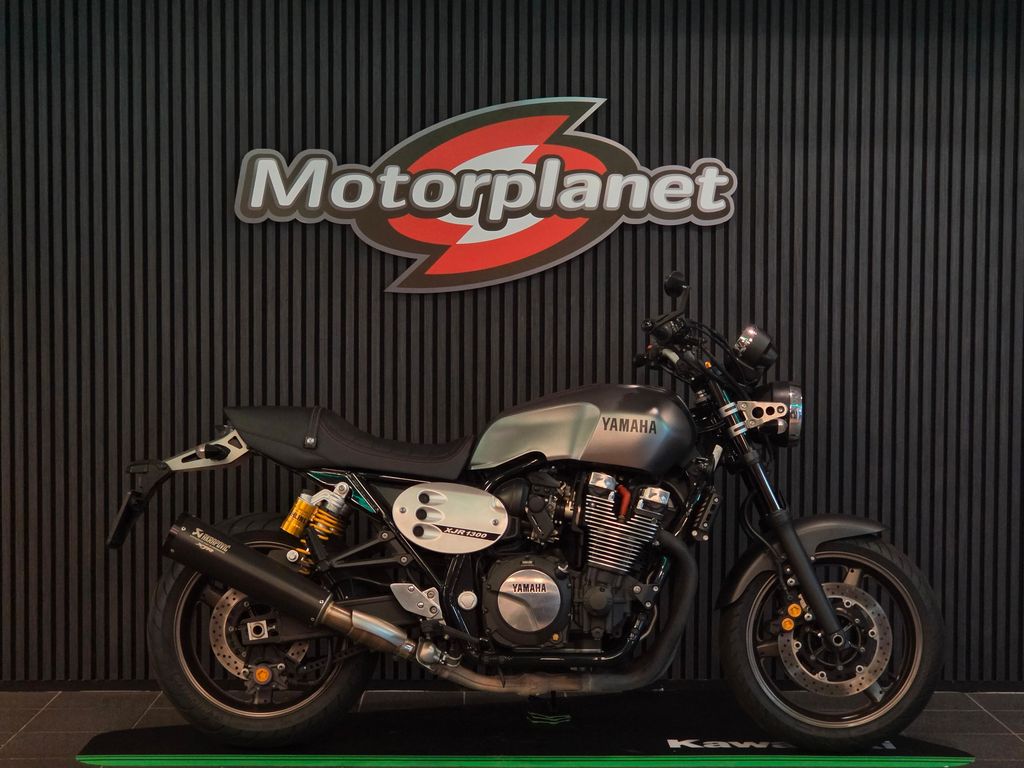 Yamaha XJR 1300