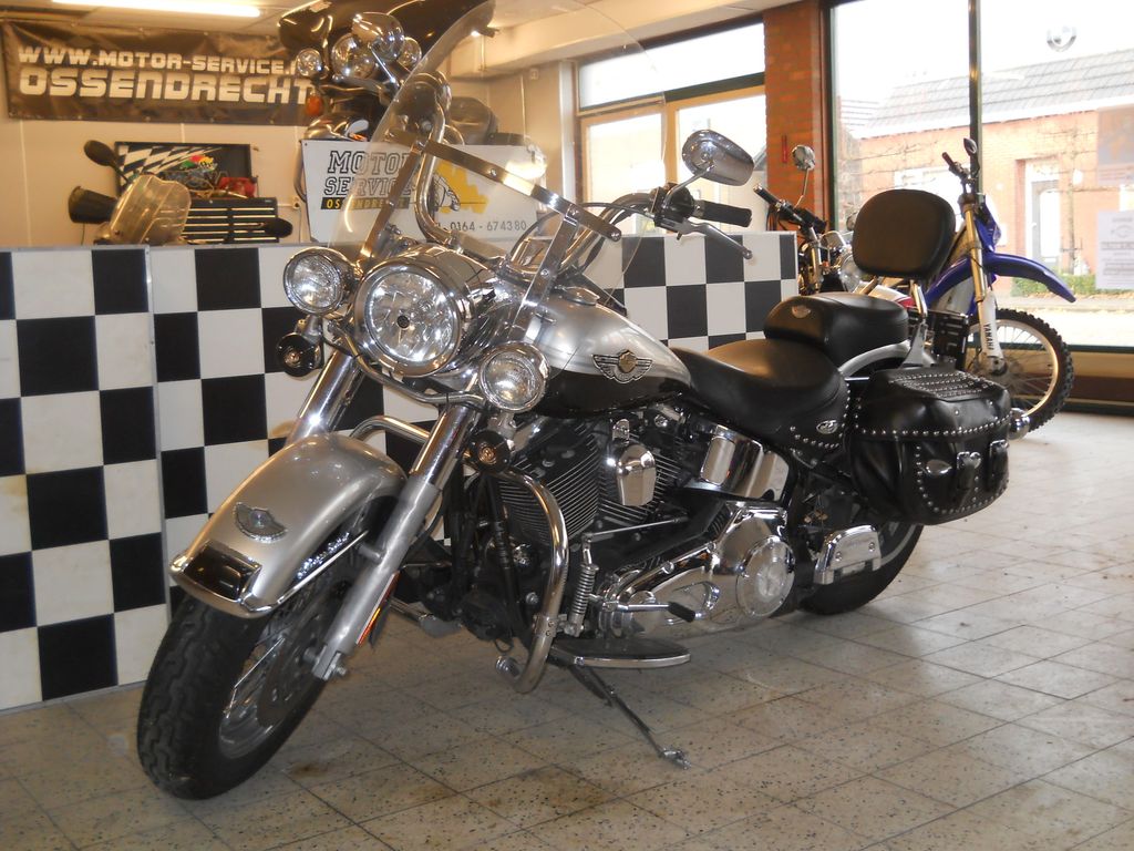 Harley-Davidson FLSTCI Heritage Softail Classic