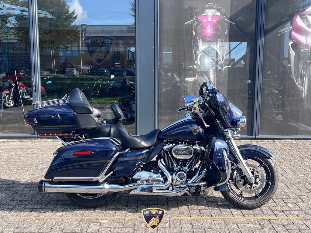 Harley-Davidson FLHTK Electra Glide Ultra Limited