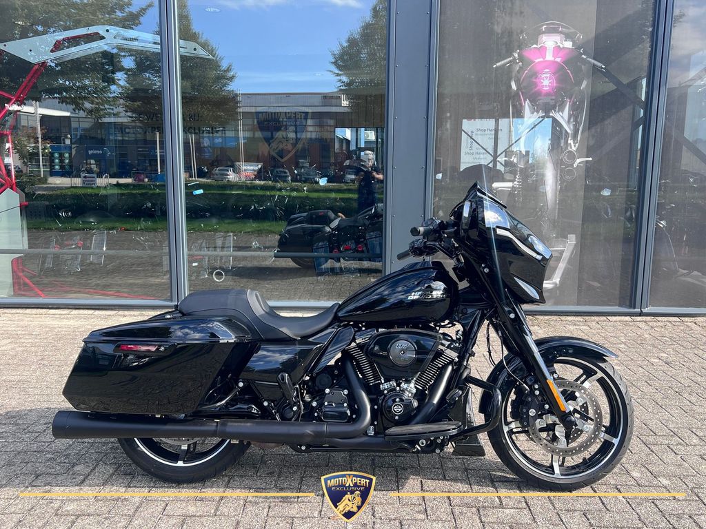 Harley-Davidson FLHX Street Glide