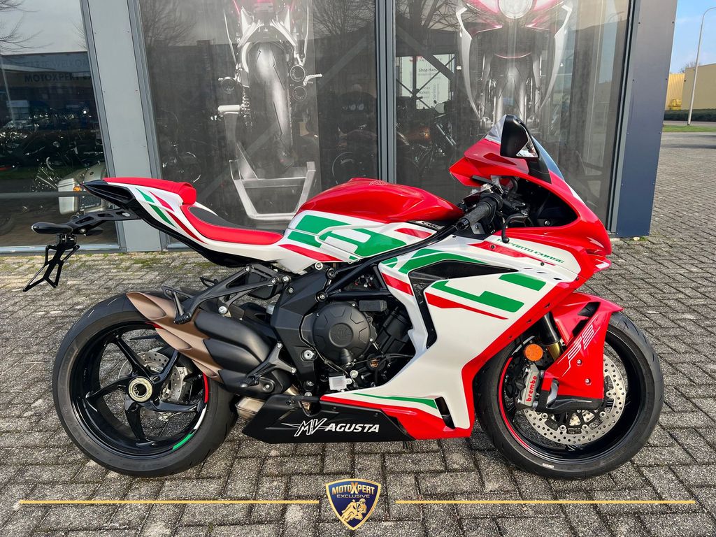 MV Agusta F3 800RC