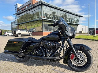 Harley-Davidson FLHTK Electra Glide Ultra Limited
