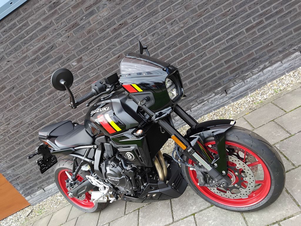 Suzuki GSX-8TT