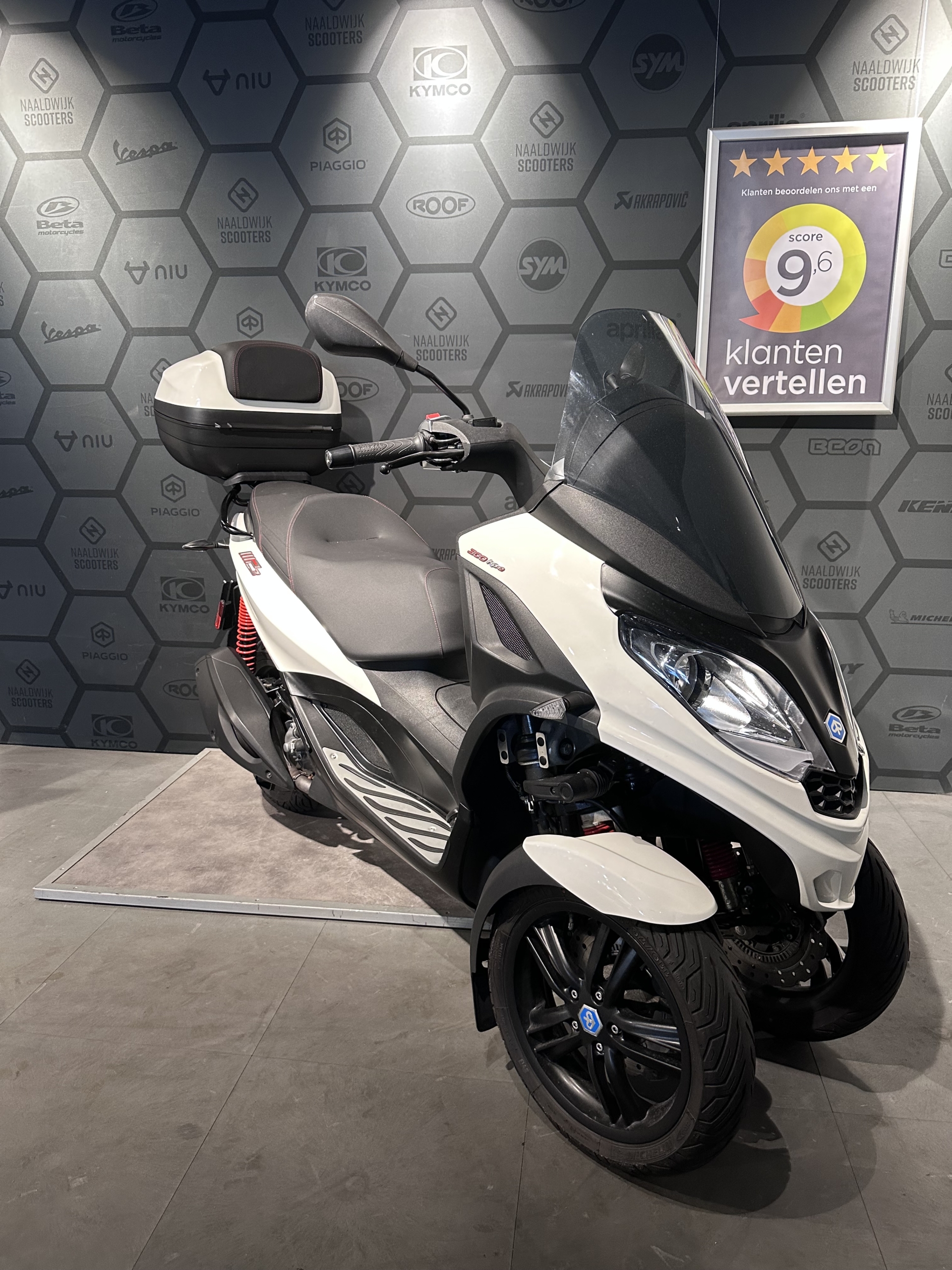 Piaggio MP3 300