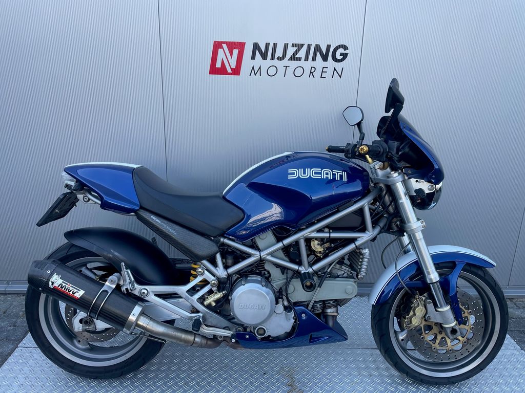 Ducati Monster 800