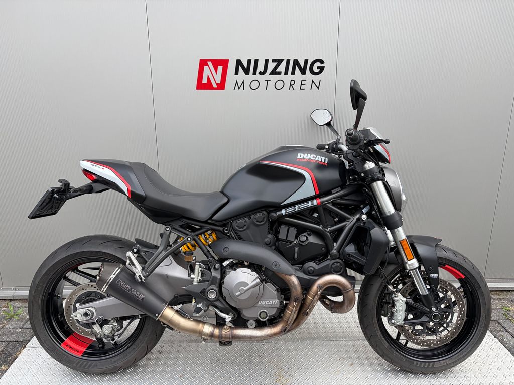 Ducati Monster 821