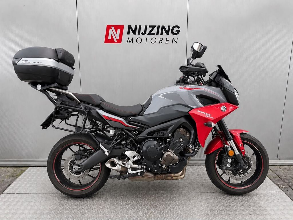 Yamaha Tracer 900