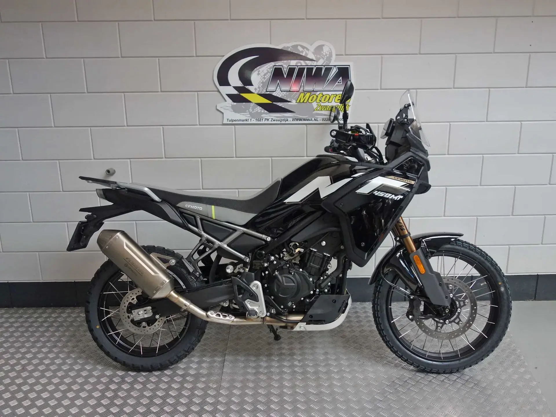 CFMOTO 450 MT
