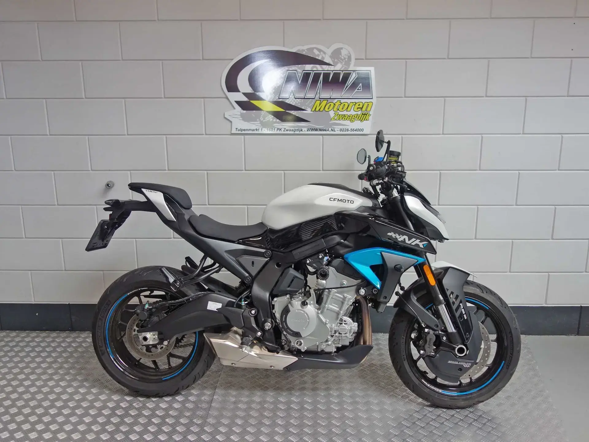 CFMOTO 675 NK