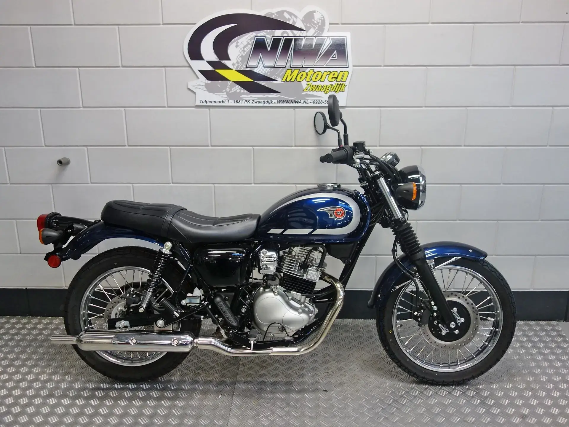Kawasaki W 230