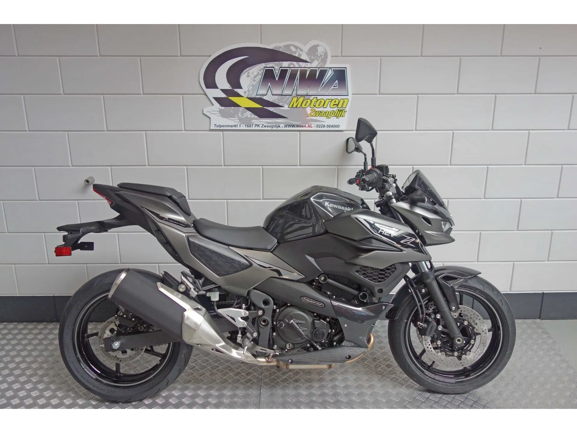 Kawasaki Ninja Z7 HYBRID
