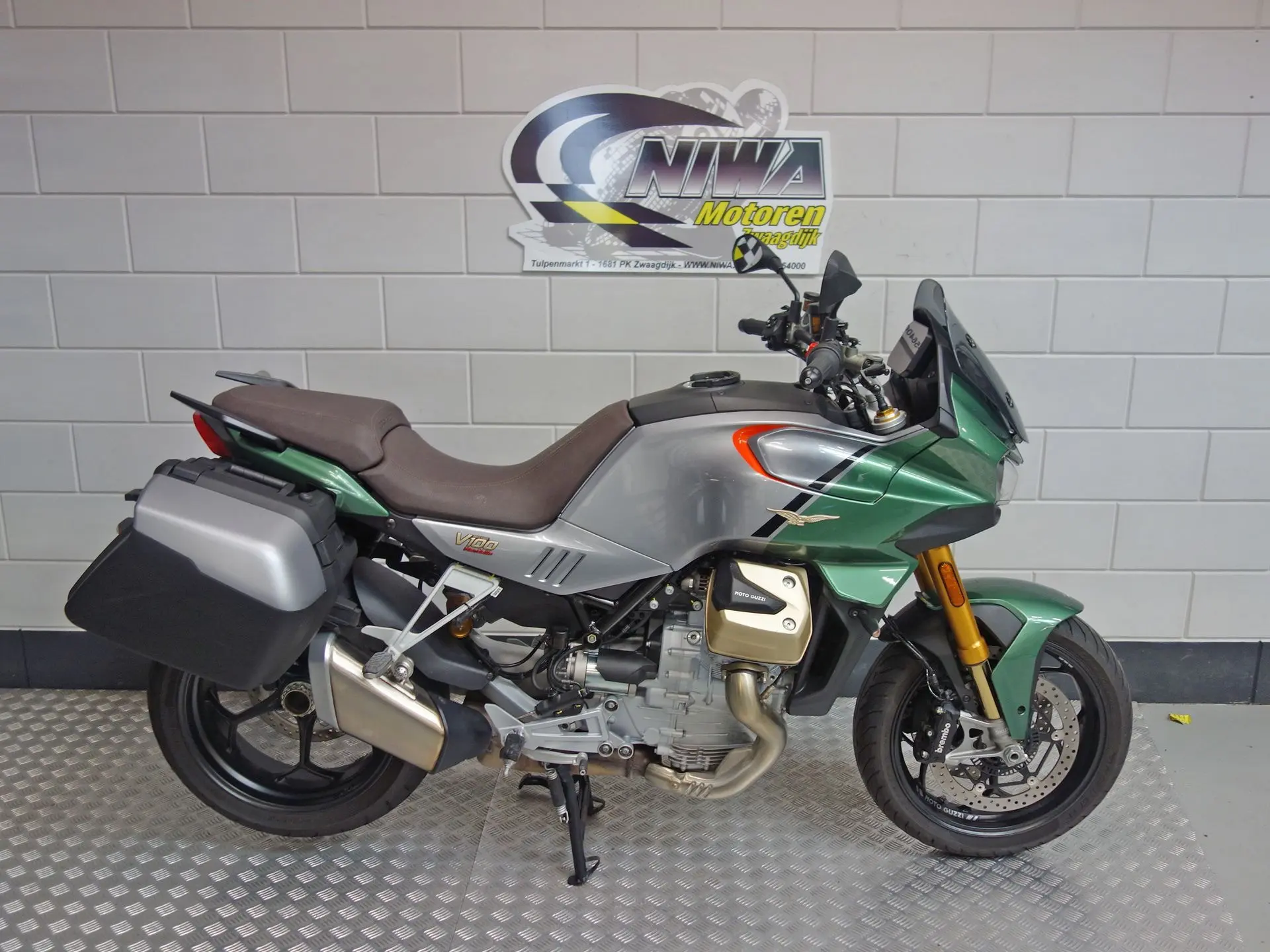 Moto Guzzi V 100 Mandello