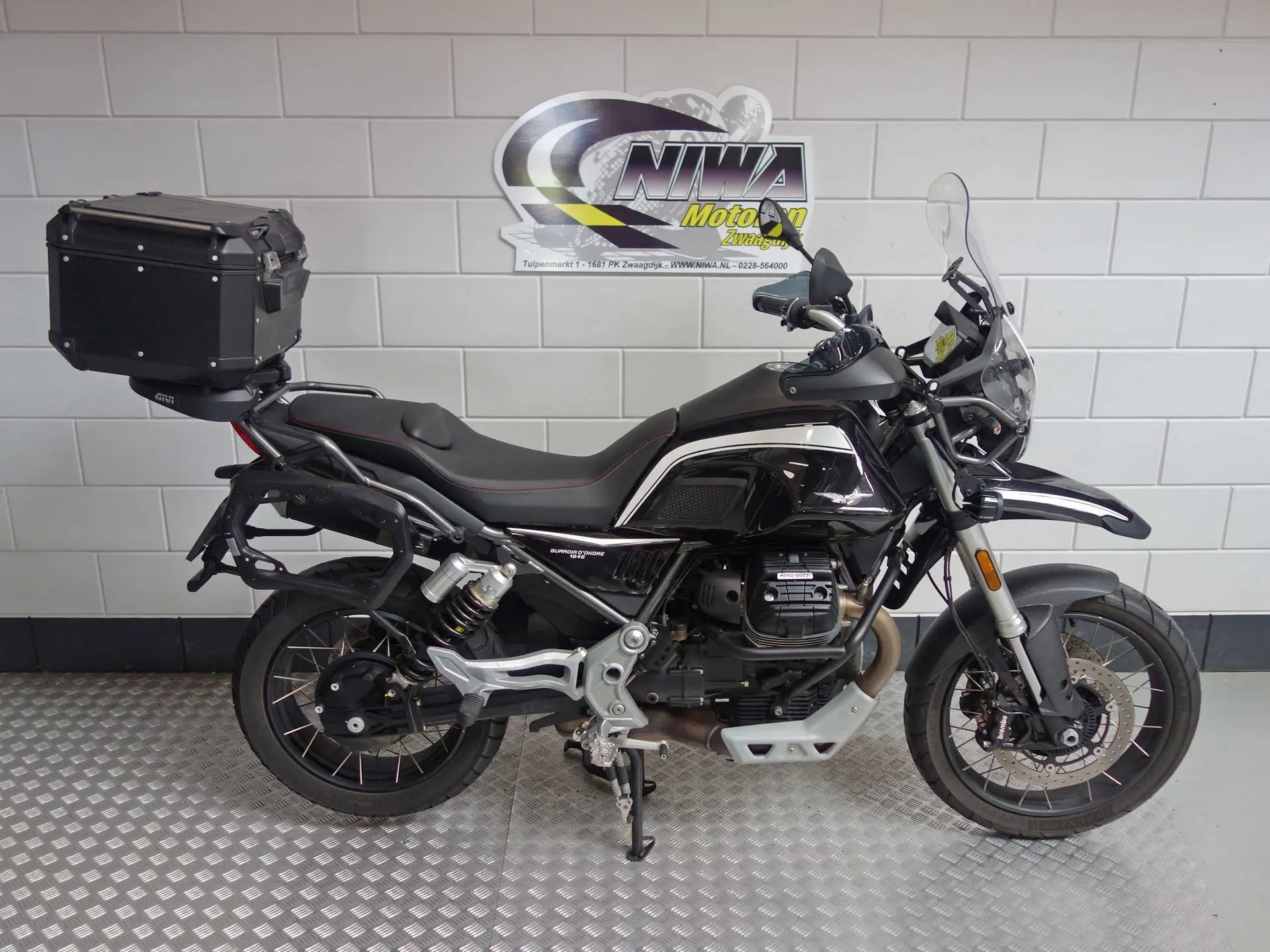 Moto Guzzi V85 TT Travel
