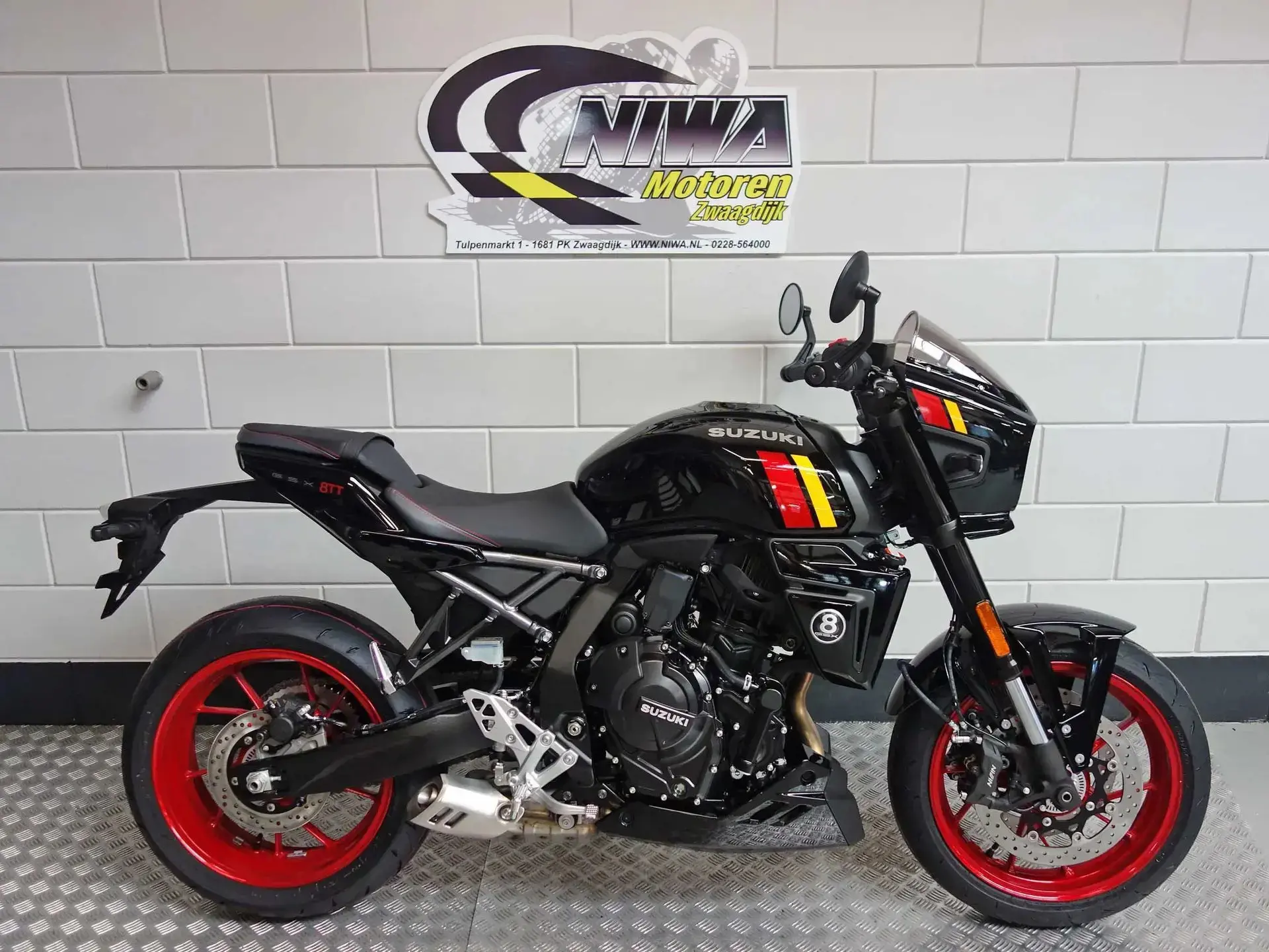 Suzuki GSX-8TT