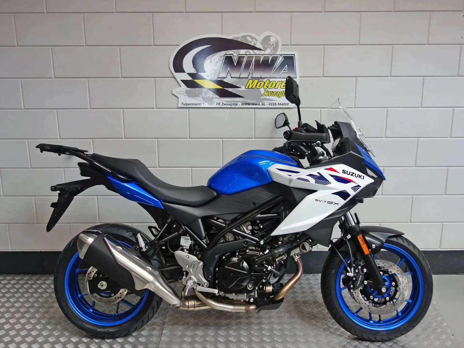 Suzuki SV-7GX