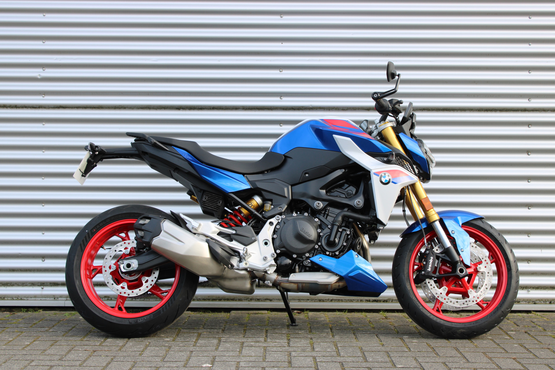 BMW F 900R
