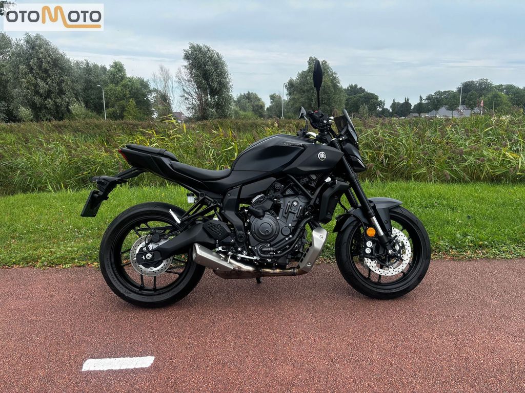 Yamaha MT-07