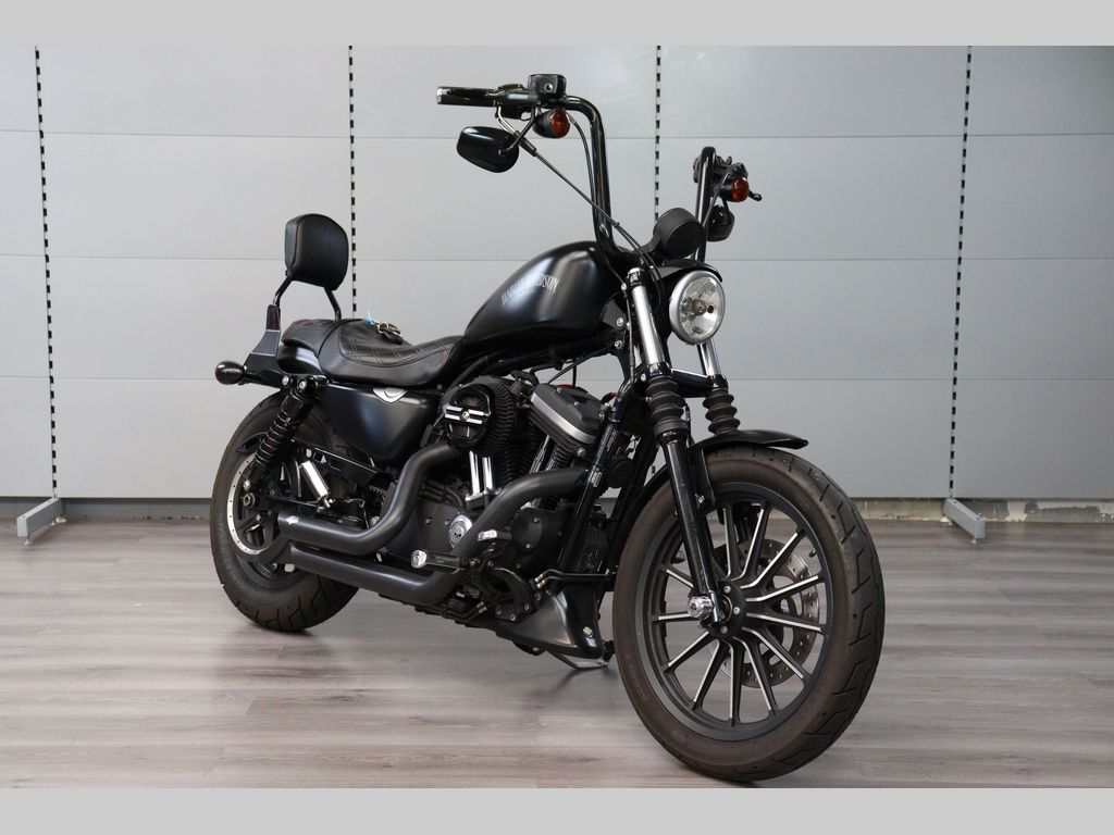 Harley-Davidson XL 883 Sportster