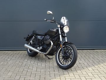 Moto Guzzi V9 Roamer