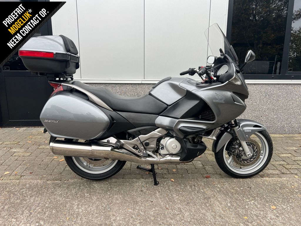 Honda NT 700V Deauville