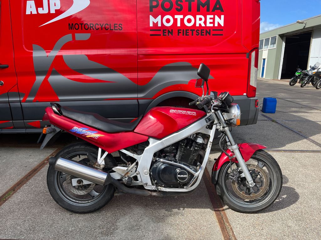 Suzuki GS 500