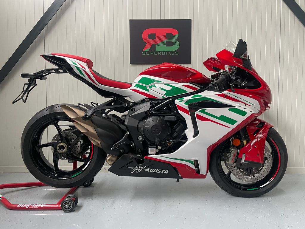 MV Agusta F3 800RC