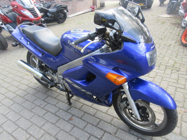Kawasaki ZZR 250