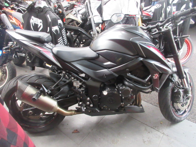 Suzuki GSX-S 750