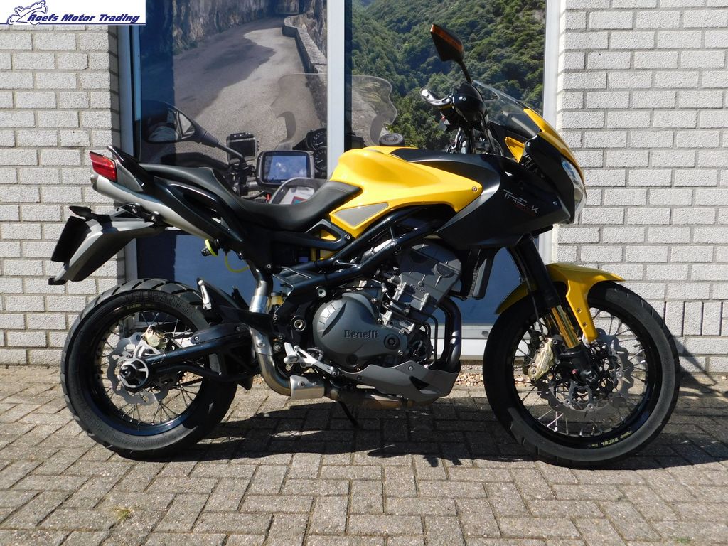 Benelli TREK 1130