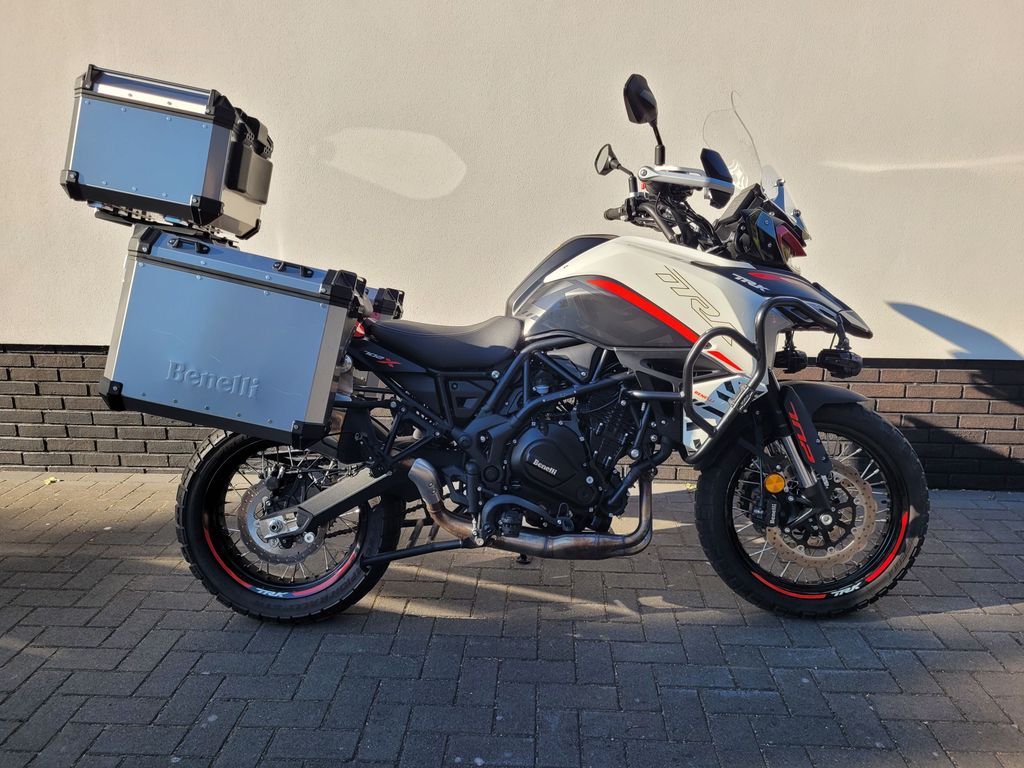 Benelli TRK 702 X