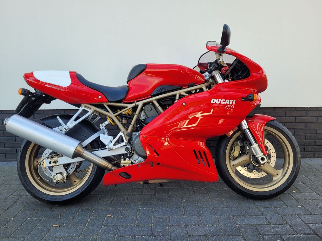 Ducati 750SS