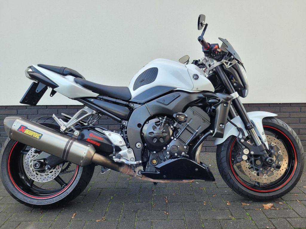 Yamaha FZ-1 Fazer