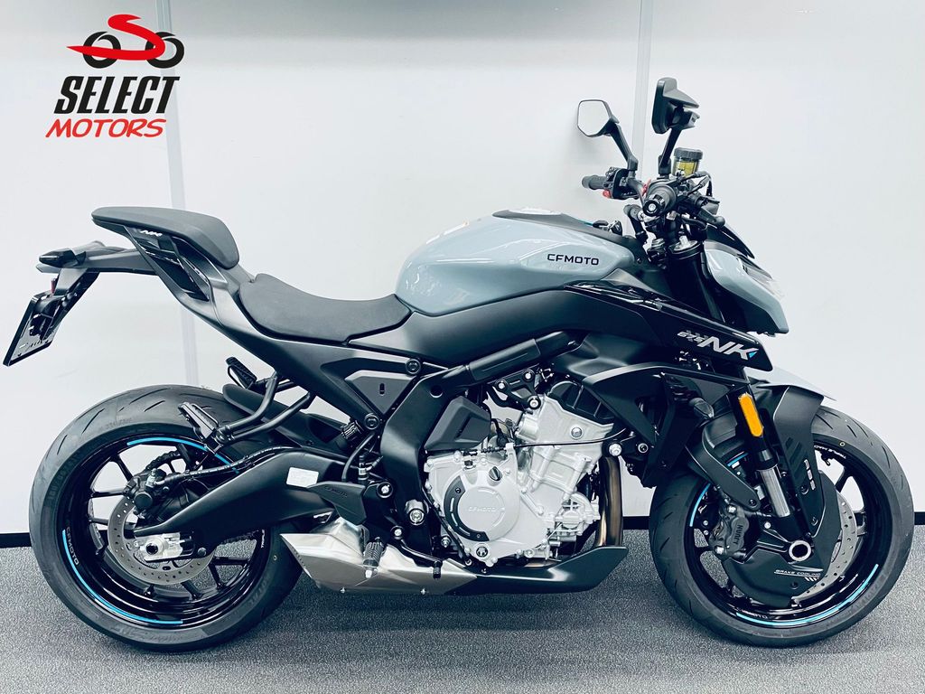 CFMOTO 675 NK