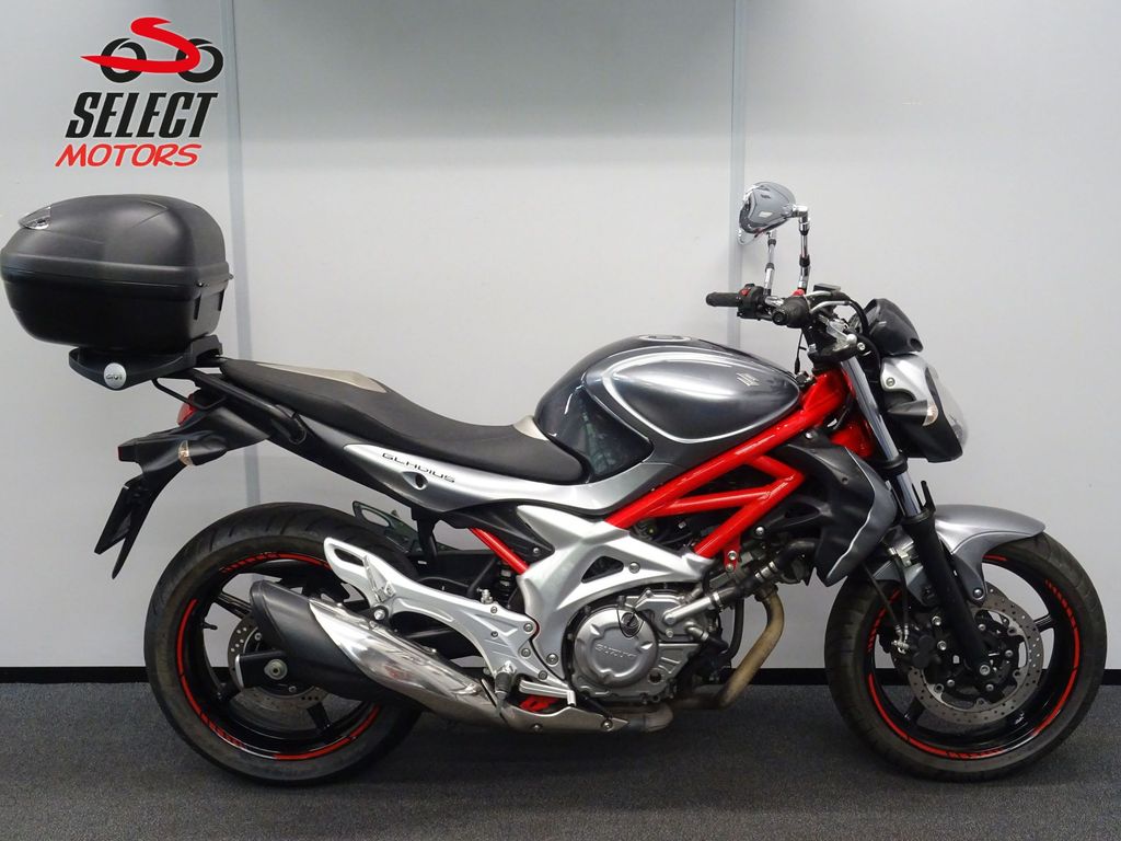 Suzuki SFV 650 Gladius