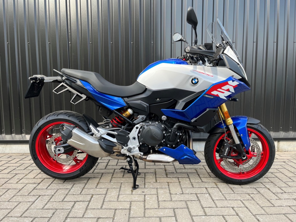 BMW F900 XR