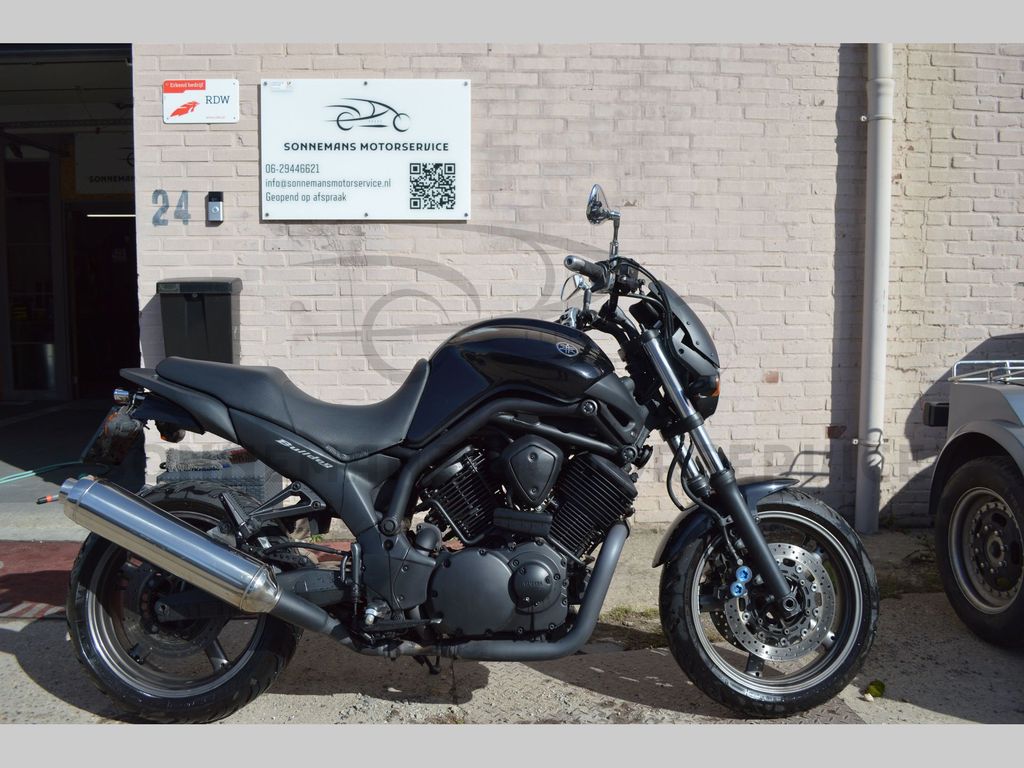 Yamaha BT1100 Bulldog