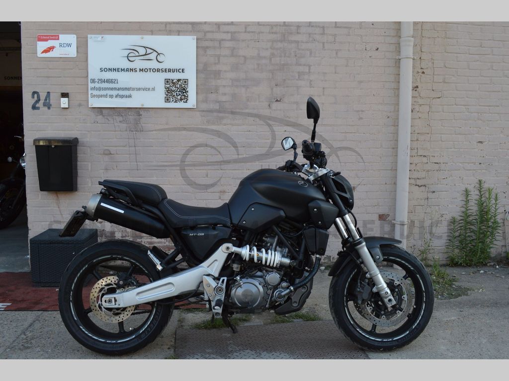 Yamaha MT-03
