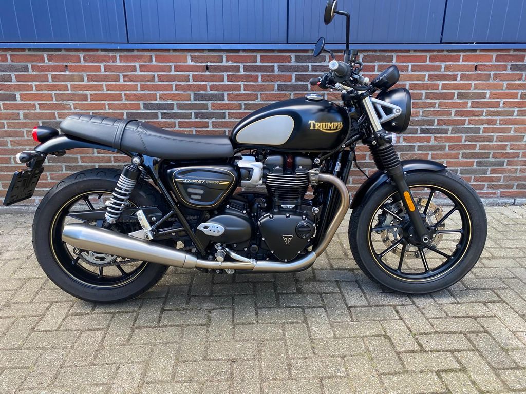 Triumph Street Twin