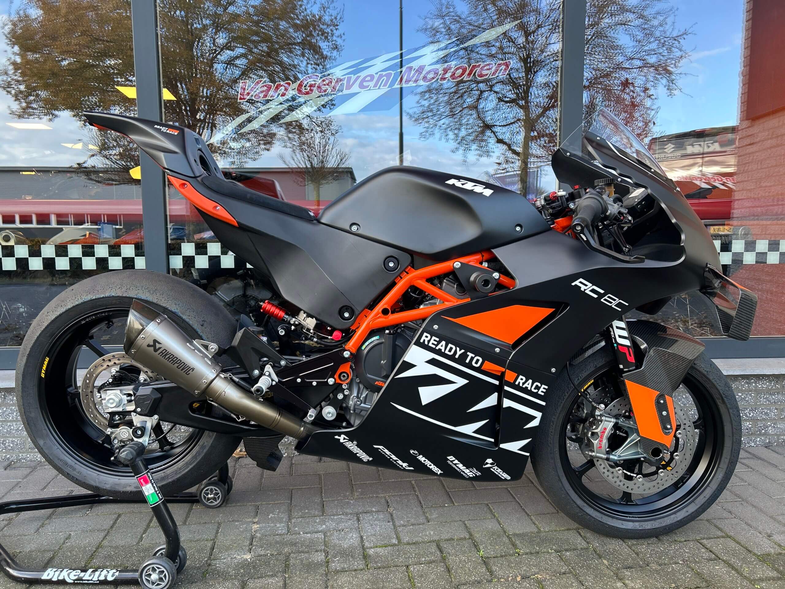 KTM RC 8C Track